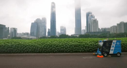 �����������˼�ʻ��ɨ��