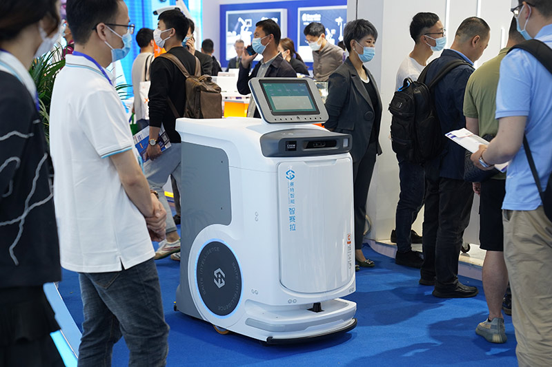 ��������