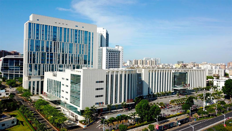 ������е��