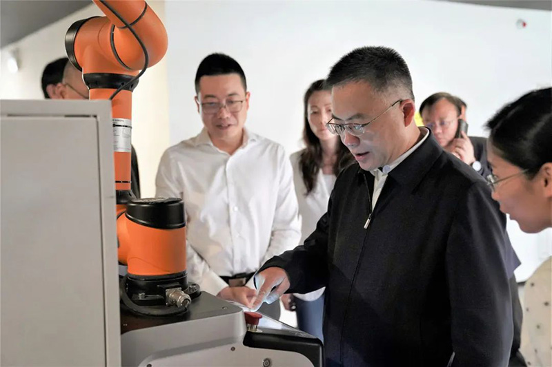 »úеÈËÎïÁ÷ »úеÈËÎïÁ÷