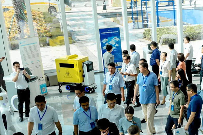 ������е��