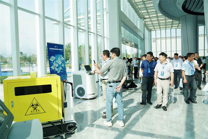 ������е��